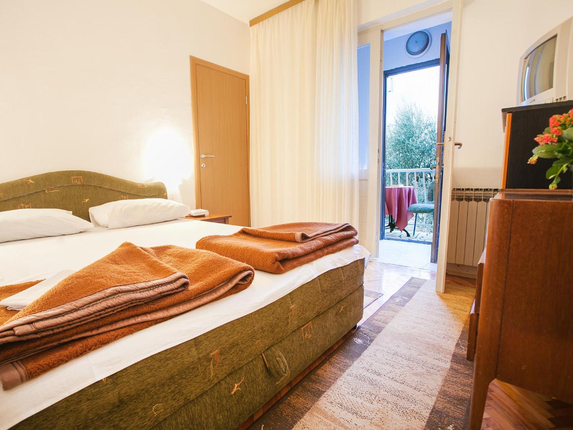Mali Milocer Bay Accommodation Sveti Stefan Δωμάτιο φωτογραφία