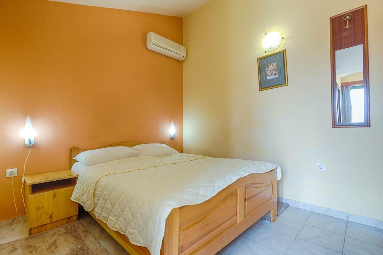 Mali Milocer Bay Accommodation Sveti Stefan Δωμάτιο φωτογραφία