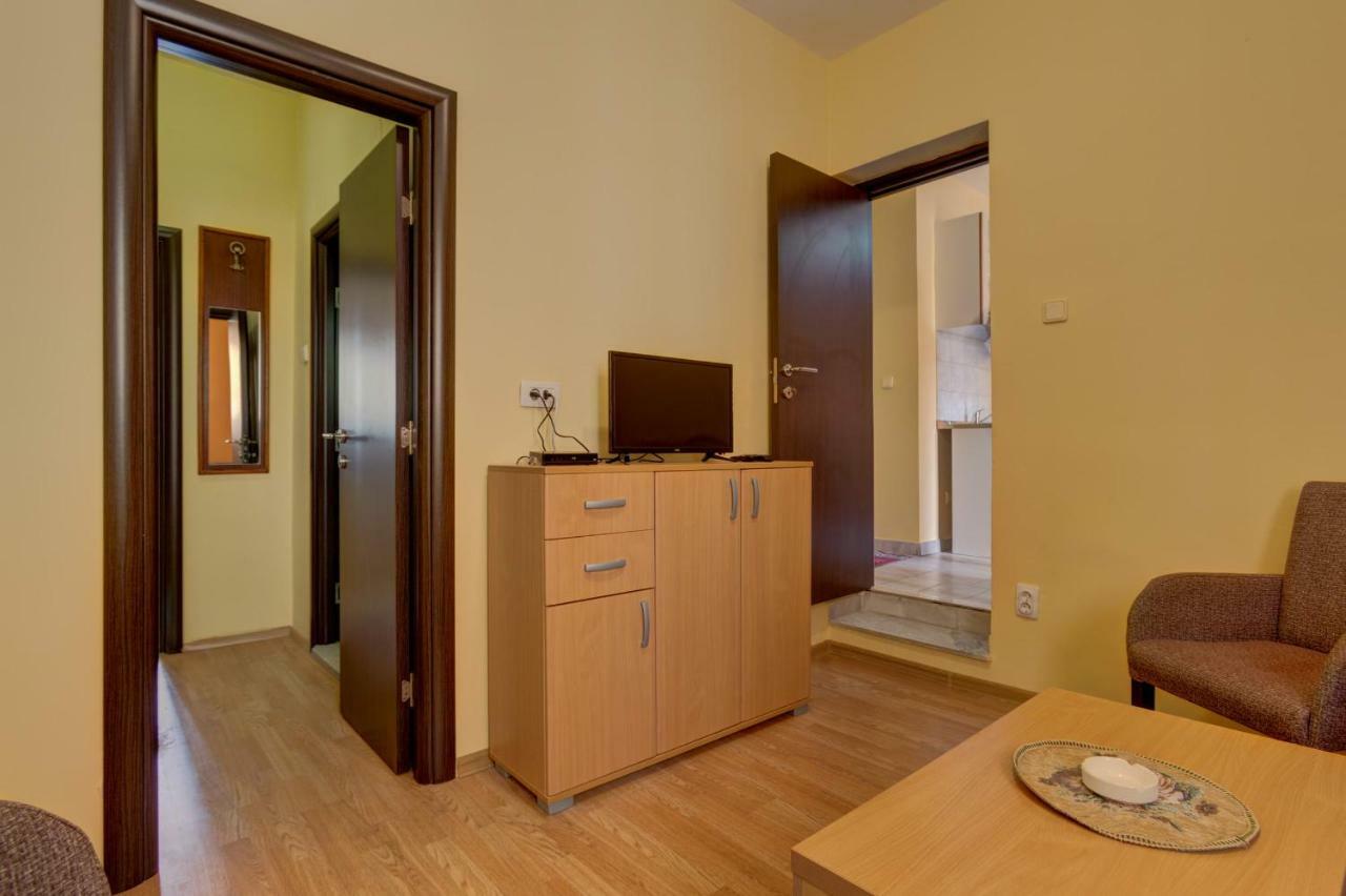 Mali Milocer Bay Accommodation Sveti Stefan Εξωτερικό φωτογραφία